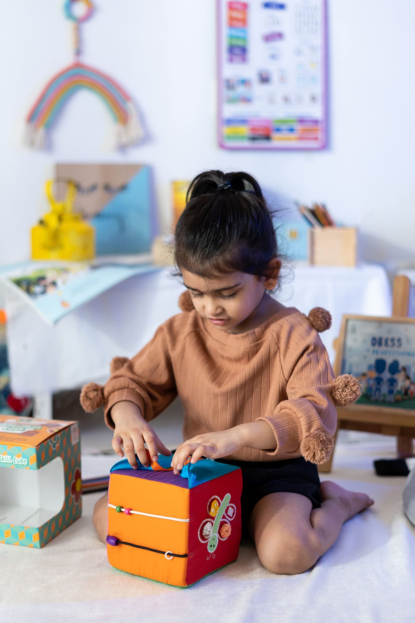Montesorri Motor Skill Cube I Activity Cubes Made by Felt and Foam Magic Cube for Preschool and Early Baby Kids and Toddlers (Sz: 8x8x8) | Montessori Cube Toy